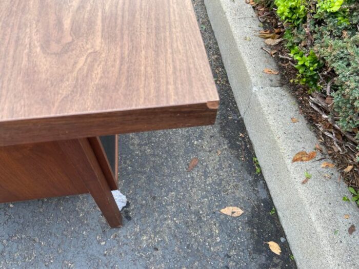 1960s vintage mid century modern executive desk 4811