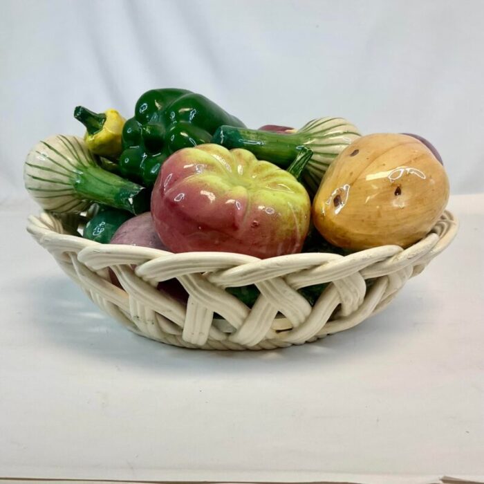 1980s vintage majolica mediterranean trompe loeil vegetable topiary bowl spain 3778