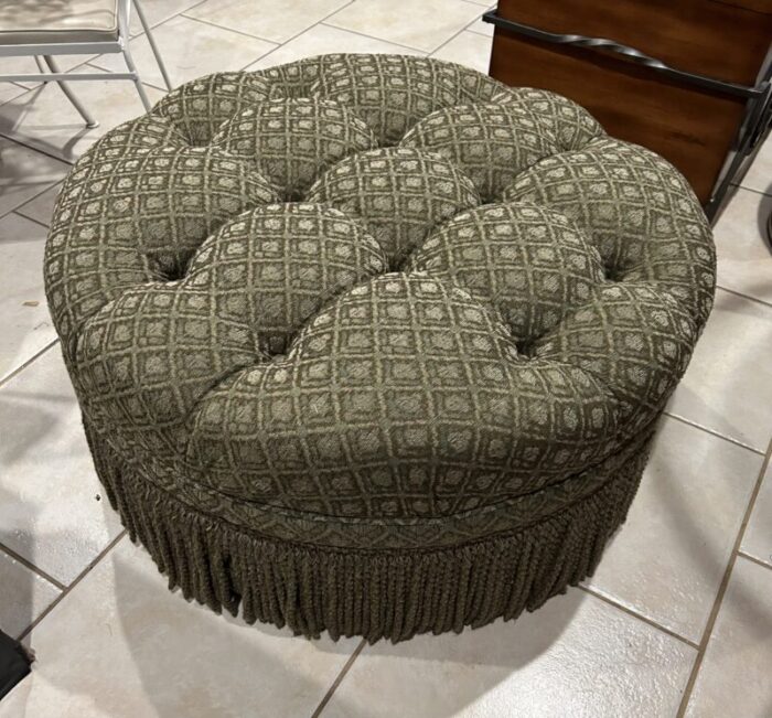 1980s vintage tufted round green ottoman with fringe 4814