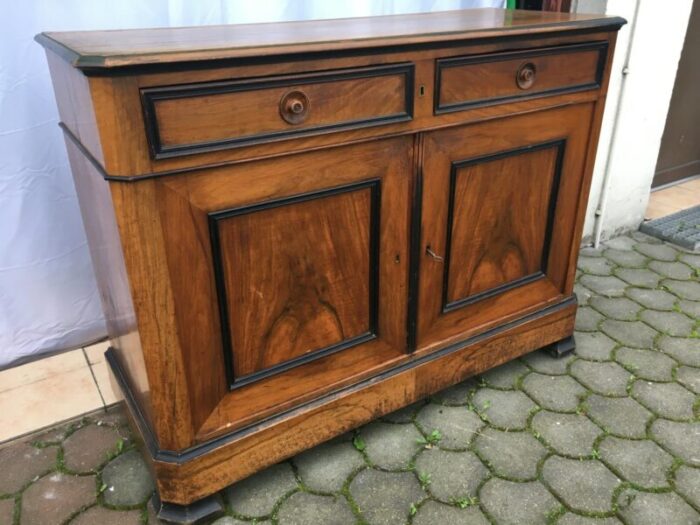 19th century walnut chest of drawers 2