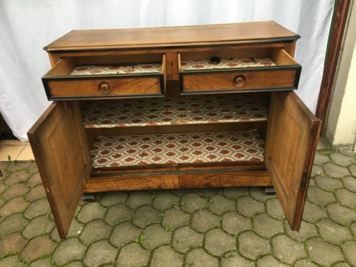 19th century walnut chest of drawers 3