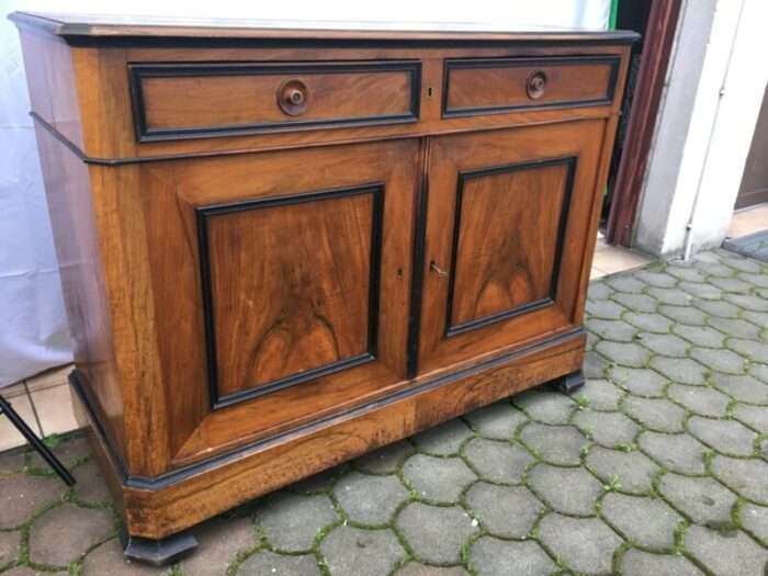 19th century walnut chest of drawers 4