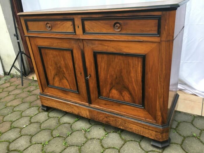 19th century walnut chest of drawers 5