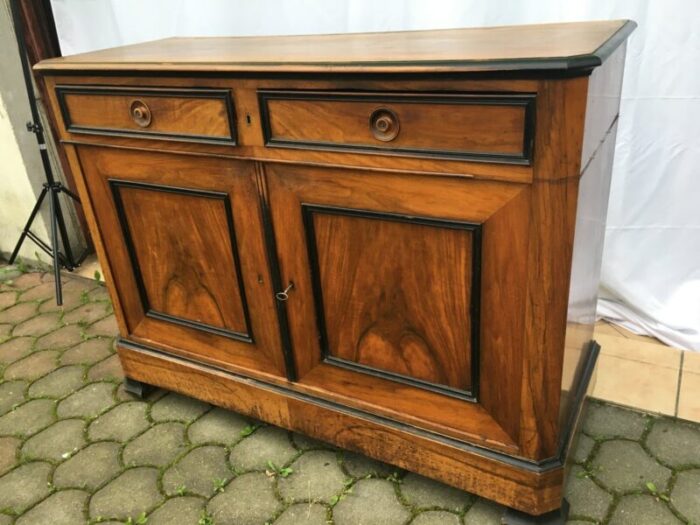 19th century walnut chest of drawers 6