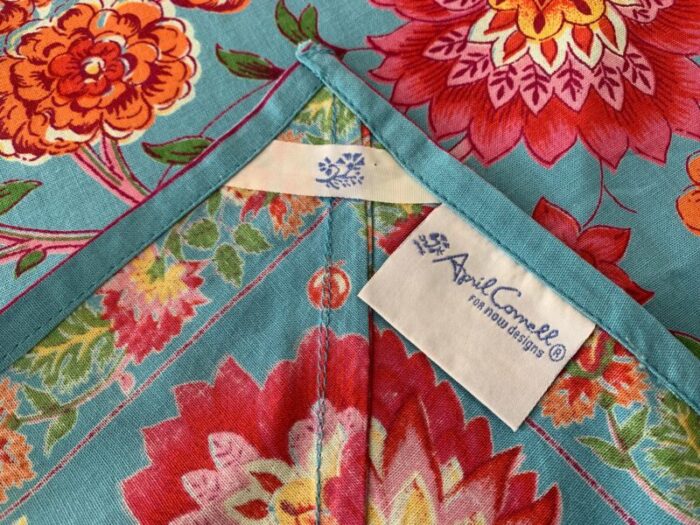 2000s april cornell jacobean floral tablecloth and napkins 7 pieces 7386