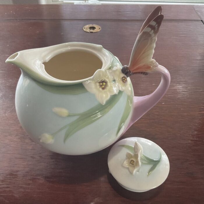 2000s franz teapot with butterfly handle 0298