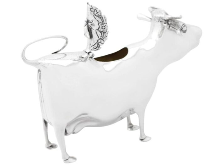 A3043e sterling silver cow creamer master