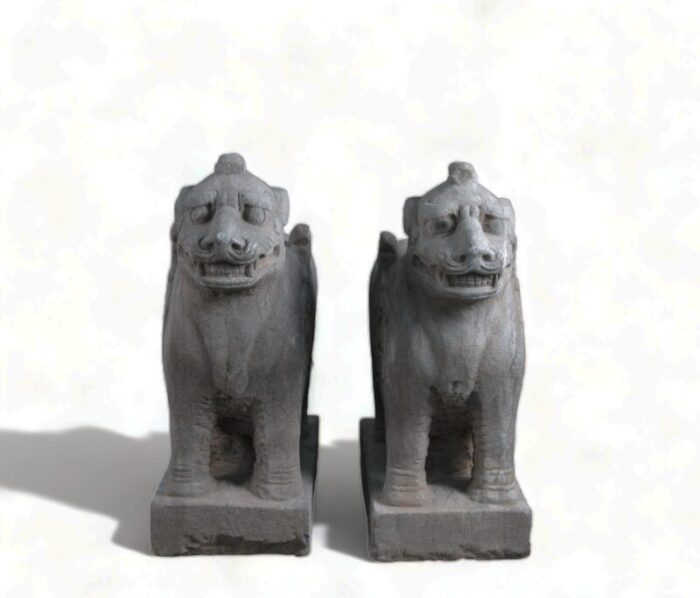 a pair of stone tianlu 8874