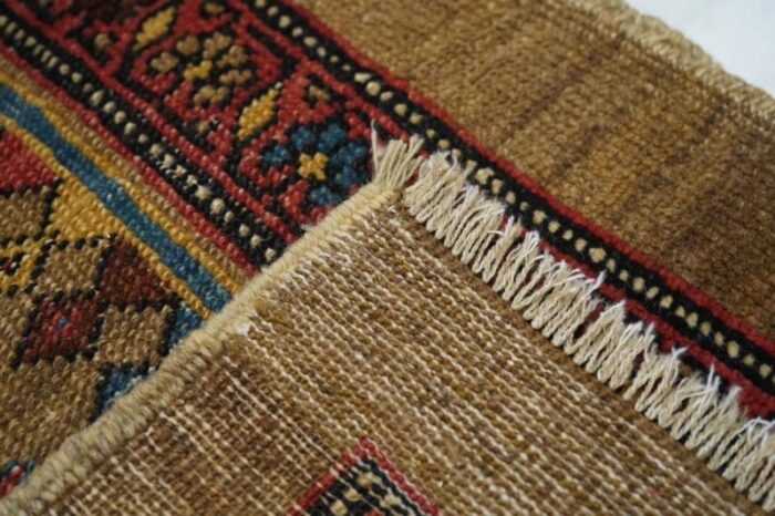 antique bakshayesh rug 24 x 41 0094