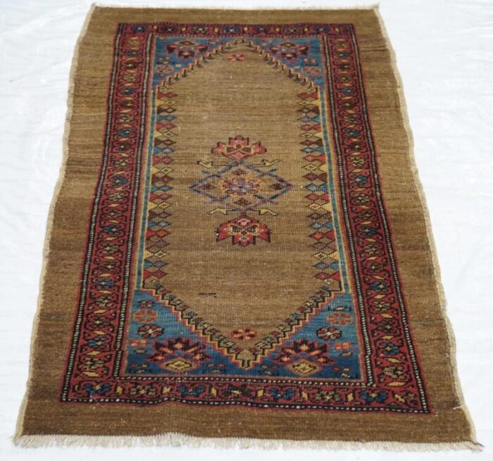 antique bakshayesh rug 24 x 41 0915