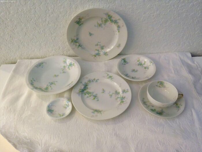 antique haviland french limoges floral dinnerware 32 pcs 9590