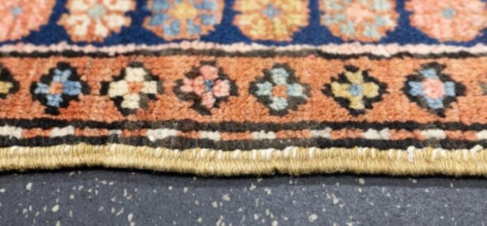 antique heriz rug 26 x 43 0850