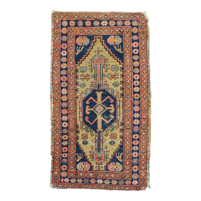 antique heriz rug 26 x 44 1437