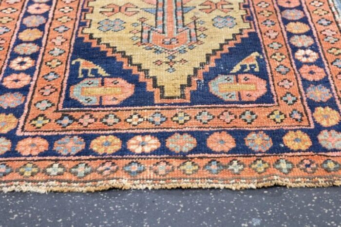 antique heriz rug 26 x 44 6837