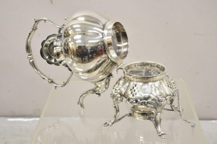 antique reed and barton winthrop silver plate art nouveau floral repousse tea set 6 pieces 5311