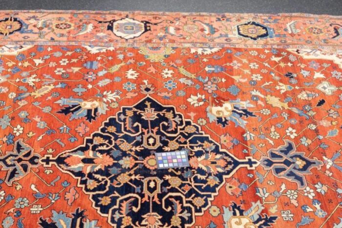 antique serapi rug 94 x 115 5012