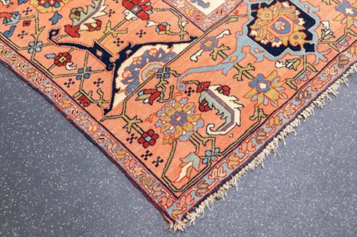 antique serapi rug 94 x 115 9853