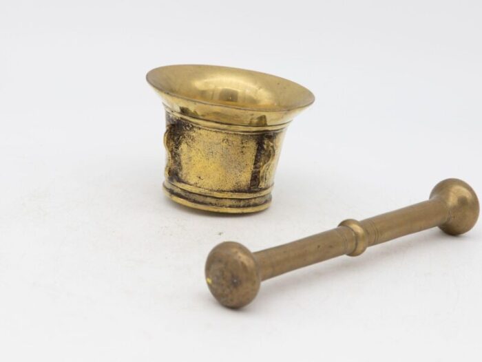 antique vintage brass mortar and pestle 4007