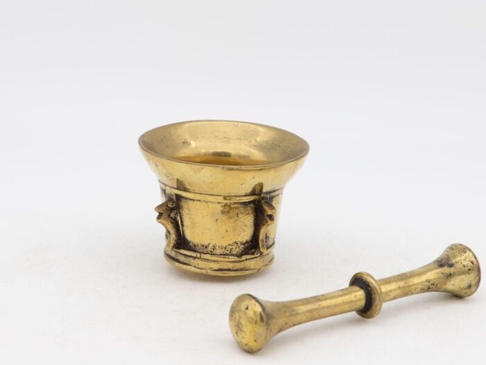 antique vintage brass mortar and pestle 8077