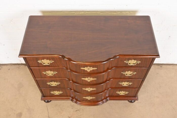 baker furniture william and mary walnut chest of drawers newly refinished 0619