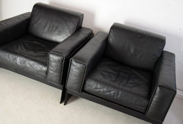 black leather korium lounge chairs by tito agnoli for matteo grassi 1988 set of 2 6