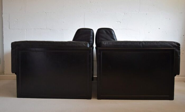 black leather korium lounge chairs by tito agnoli for matteo grassi 1988 set of 2 9