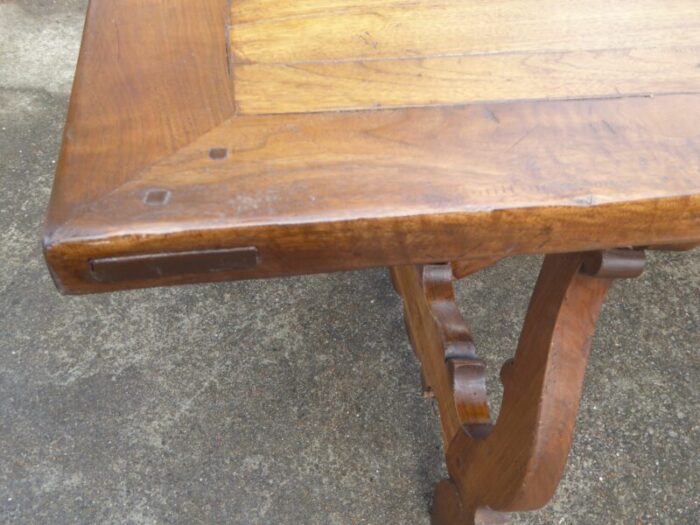 early bold walnut table 6782