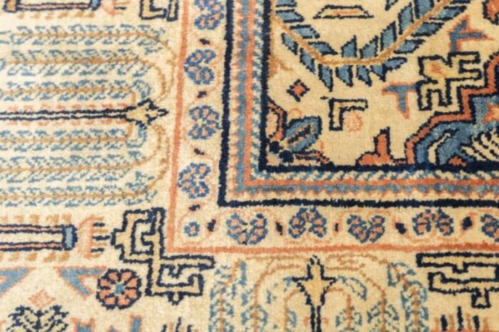 fine antique persian sarouk rug 62 x 87 1783