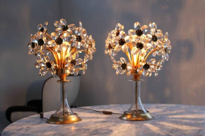 flower table lamp in crystal glass chalice from palwa 8832