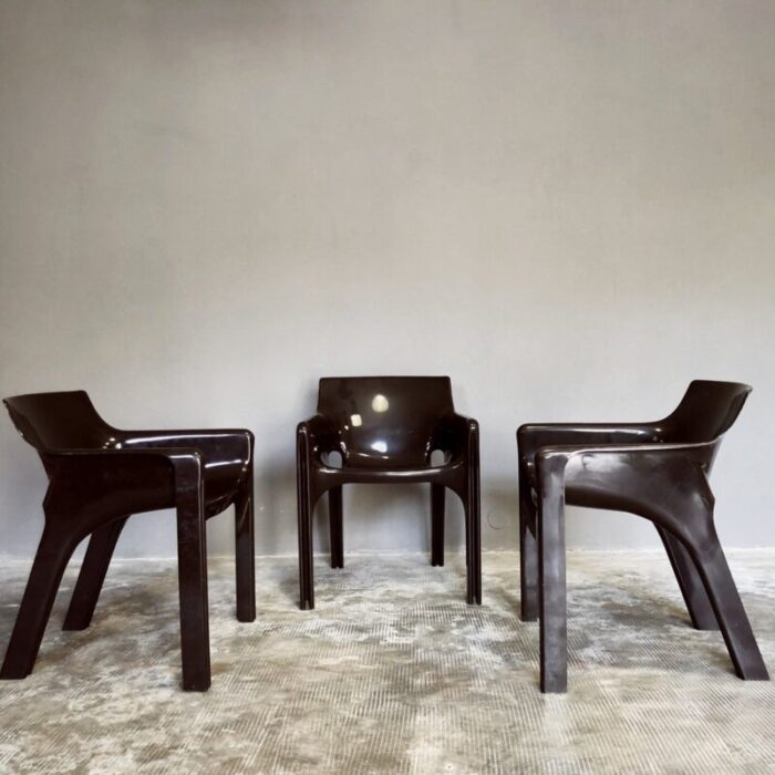 gaudi armchairs and demetrio coffee table set by vico magistretti for artemide 1974 set of 4 19