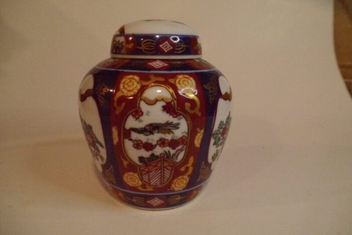 gold imari 1970 collectible japanese hand painted ginger jar vase 8267