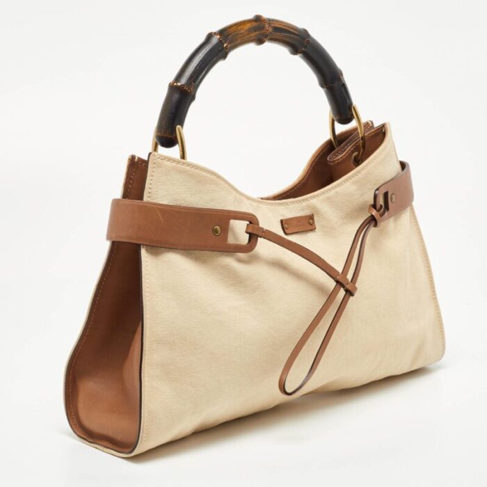 gucci beigebrown canvas and leather vintage bamboo hobo 1370