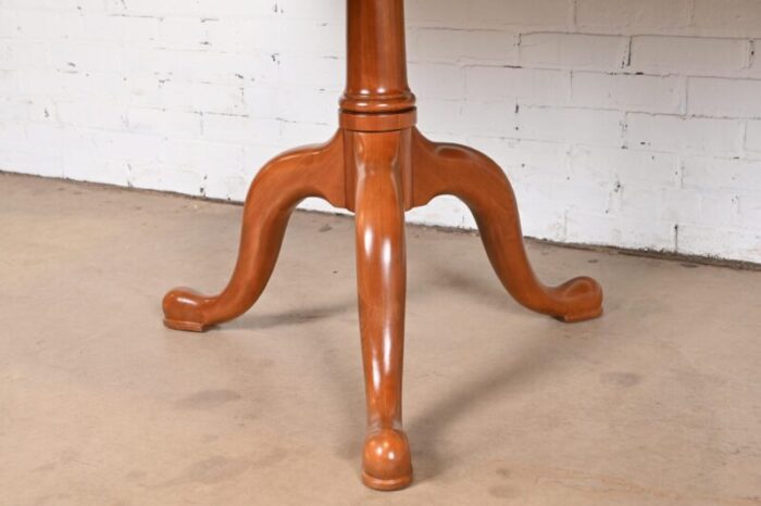 henkel harris georgian solid cherry wood double pedestal extension dining table newly refinished 7896