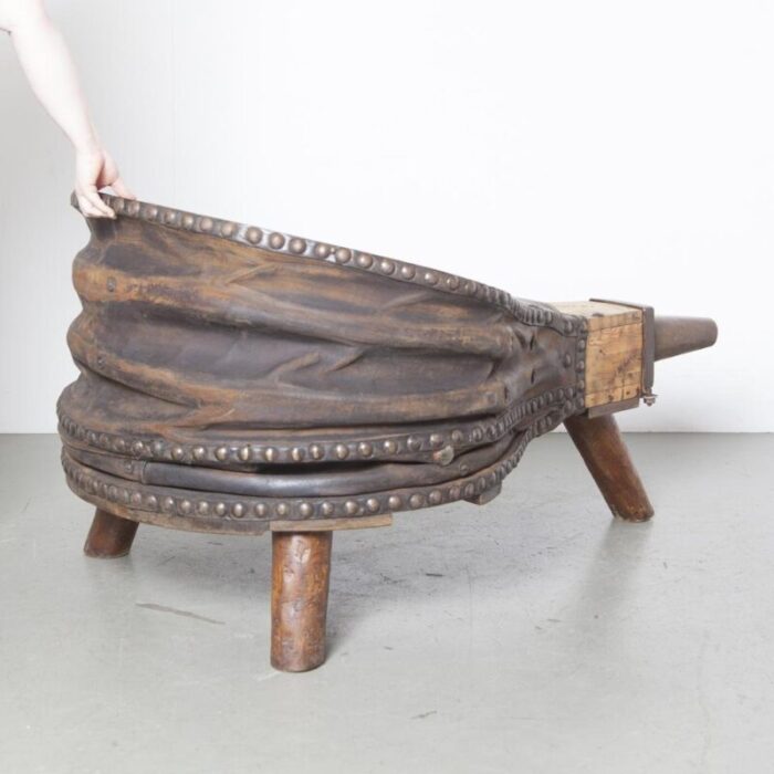 industrial wooden bellows coffee table 3