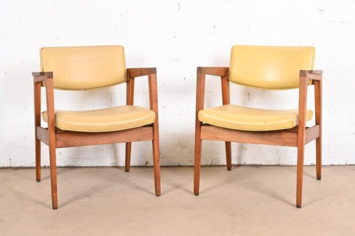 jens risom style mid century modern solid walnut lounge chairs by gunlocke pair 7517