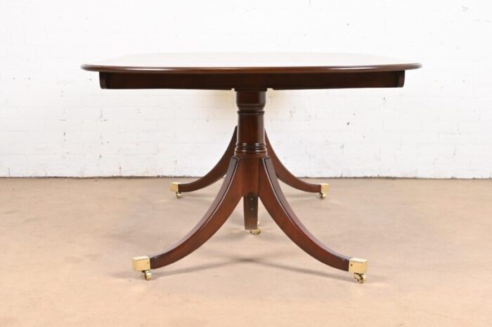 kindel furniture georgian banded mahogany double pedestal extension dining table newly refinished 5141