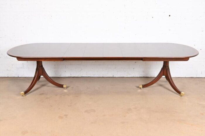 kindel furniture georgian banded mahogany double pedestal extension dining table newly refinished 6425