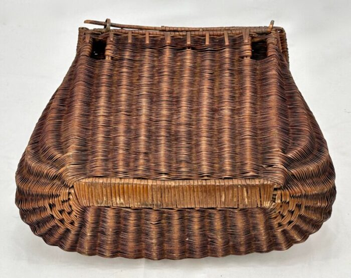 large antique american hand made hand woven sweetgrass fly fishing creel fish basket 1874