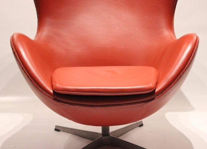 leather 3316 egg chair by arne jacobsen for fritz hansen 2001 3