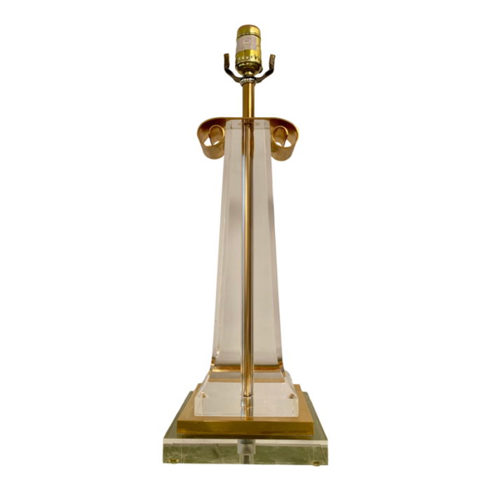 les arcades vintage lucite gold plated table lamp 3463