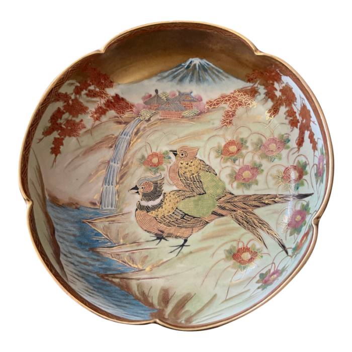 mid 20th century satsuma bowl with shimazu family crest 5870