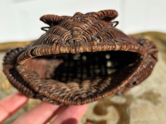 mid 20th century small wicker frog basket 0653