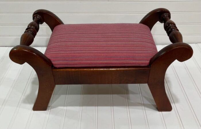 mid 20th century vintage early american style turned wood footstool 6878