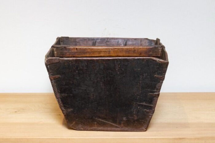 old chinese wooden basket 9661