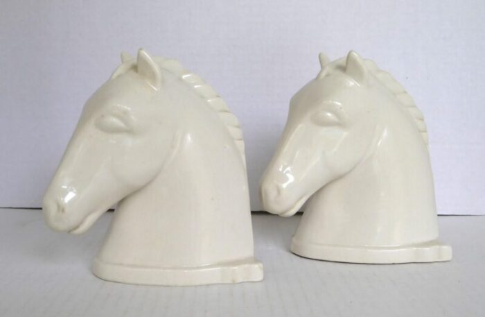 pair of modern ceramic white horse head bookends by abingdon pottery 1940s 8571