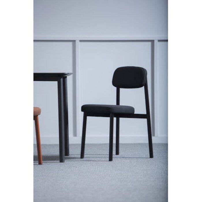 residence black chair by jean couvreur 3