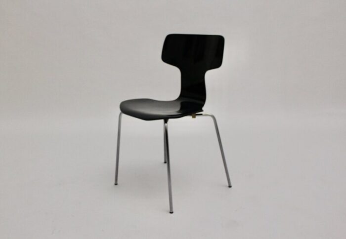 scandinavian modern black lounge chairs by arne jacobsen for fritz hansen 1970s set of 2 1