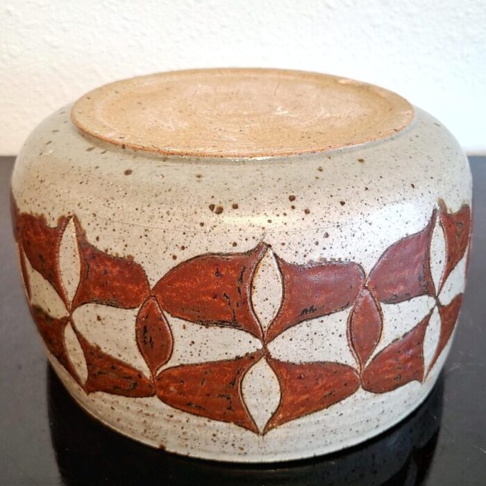 studio pottery bowl by jrgen hrberg snogebk denmark 2078