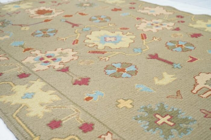 sumak rug 41 x 61 5201