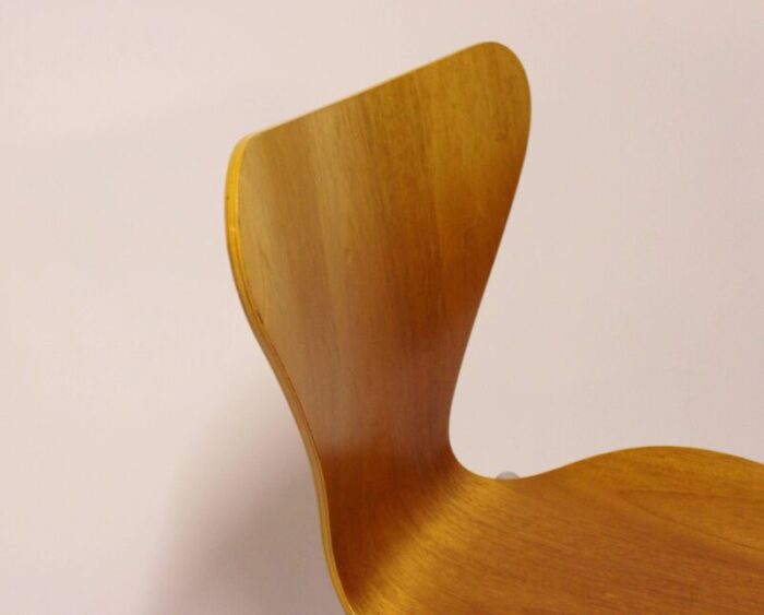 teak 3107 dining chairs by arne jacobsen for fritz hansen 1996 set of 2 7